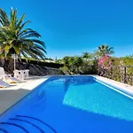 Alta Villa *